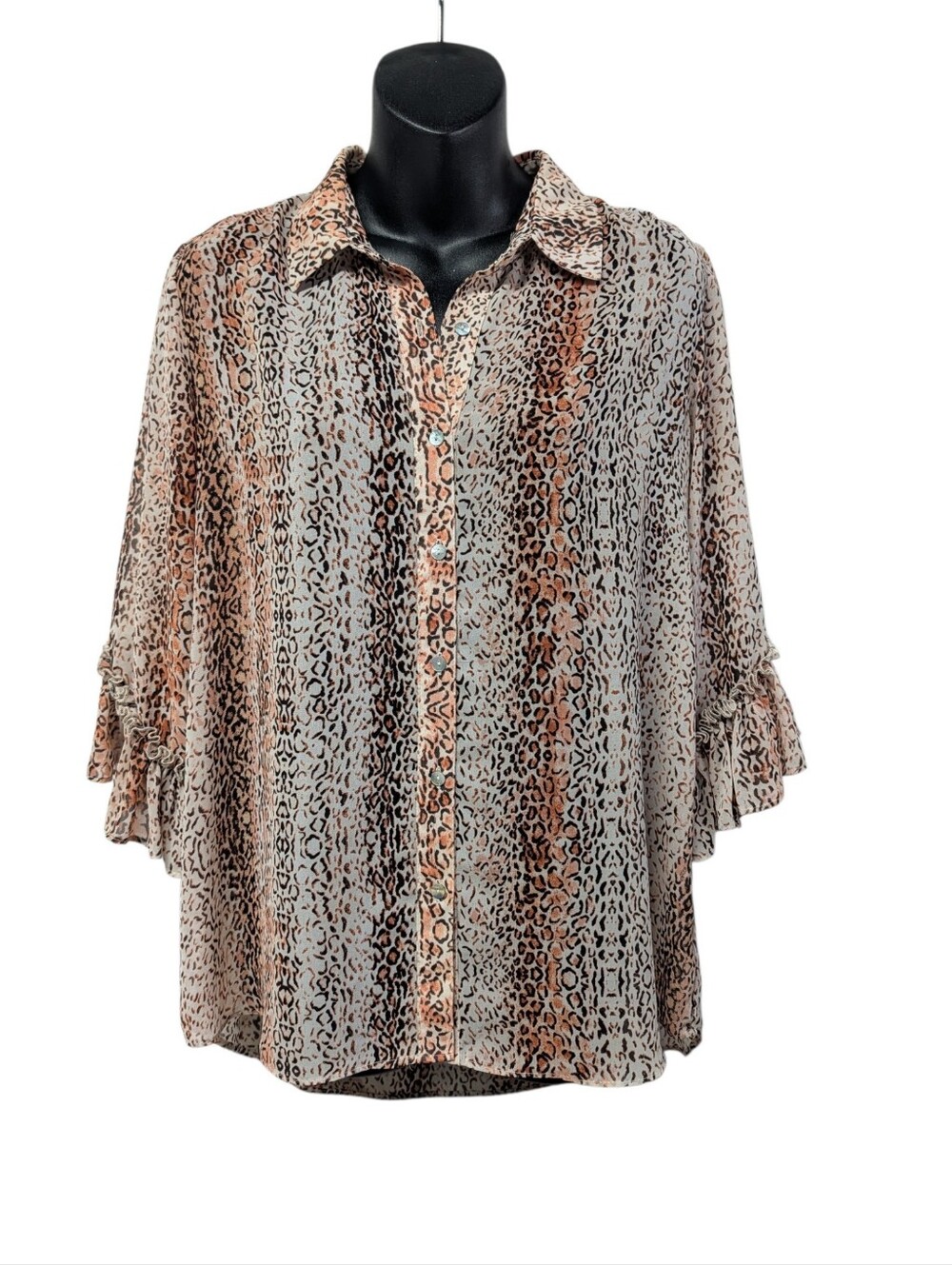 C Est. 1946 Women's Animal Print Button-Front Collared Blouse 3/4 Bell Sleeve S